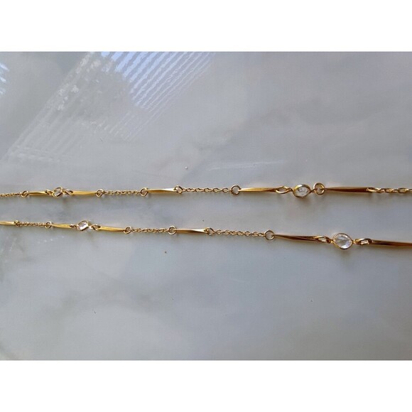 Vintage 1984 Simulated Diamond Accent Gole Tone Necklace With Twisted Bar Chain - Picture 3 of 5